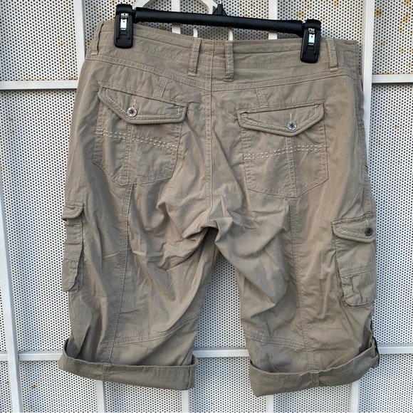 Kuhl Shorts Kuhl Womens Size 8 Cargo Shorts W32 Inseam 3 Roll Tab